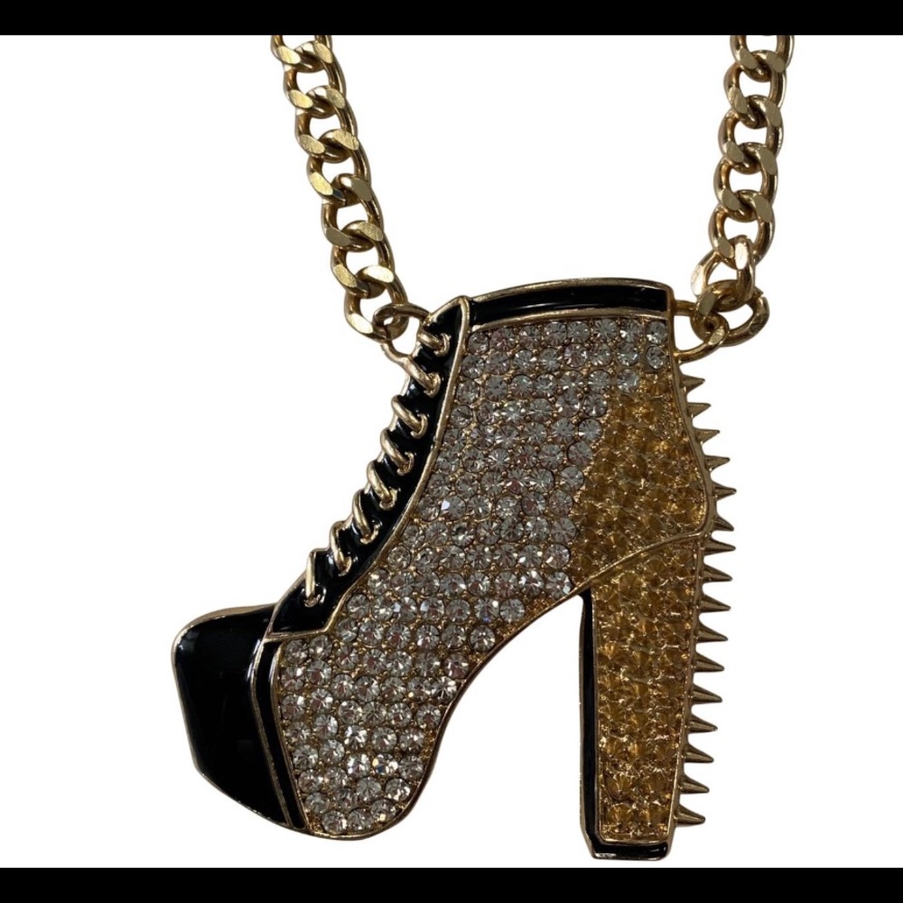 Ladies High Heel Black Enamel Hop Hop Necklace